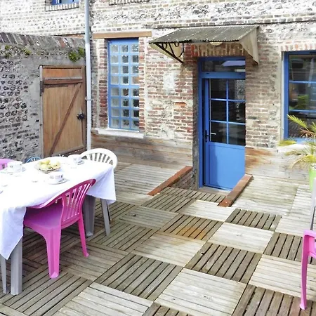펜션 Terraced House, St Valery-En-Caux 생발레리앙코